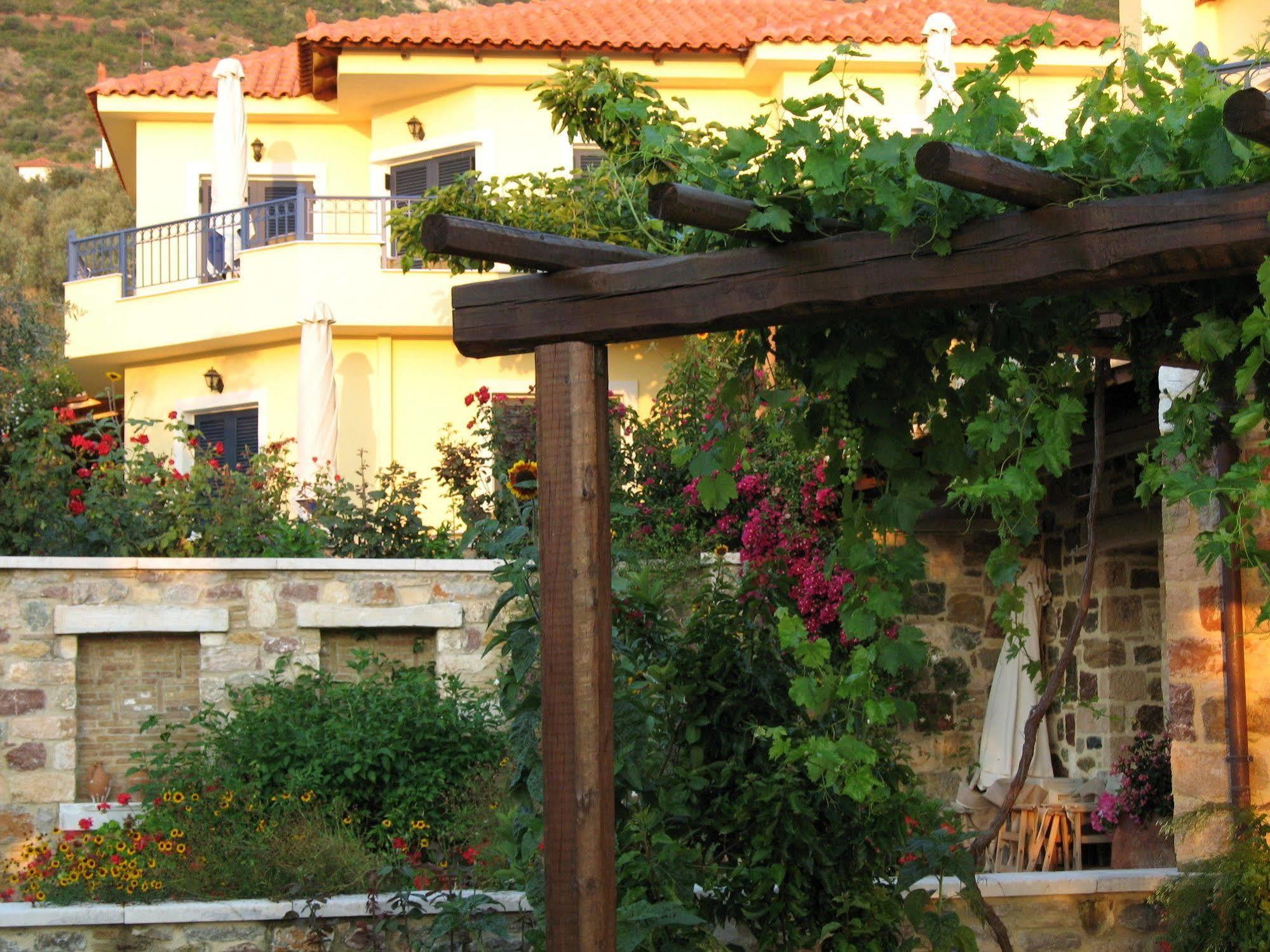 Angelica Villas Hotel Apartments Epidaurus Esterno foto
