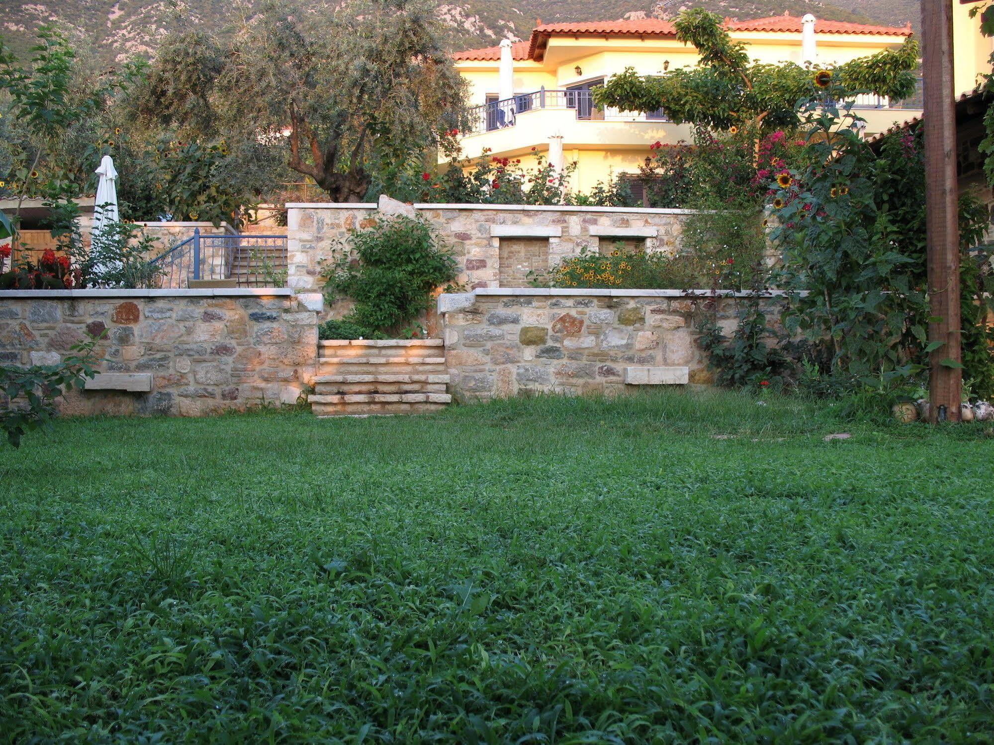 Angelica Villas Hotel Apartments Epidaurus Esterno foto