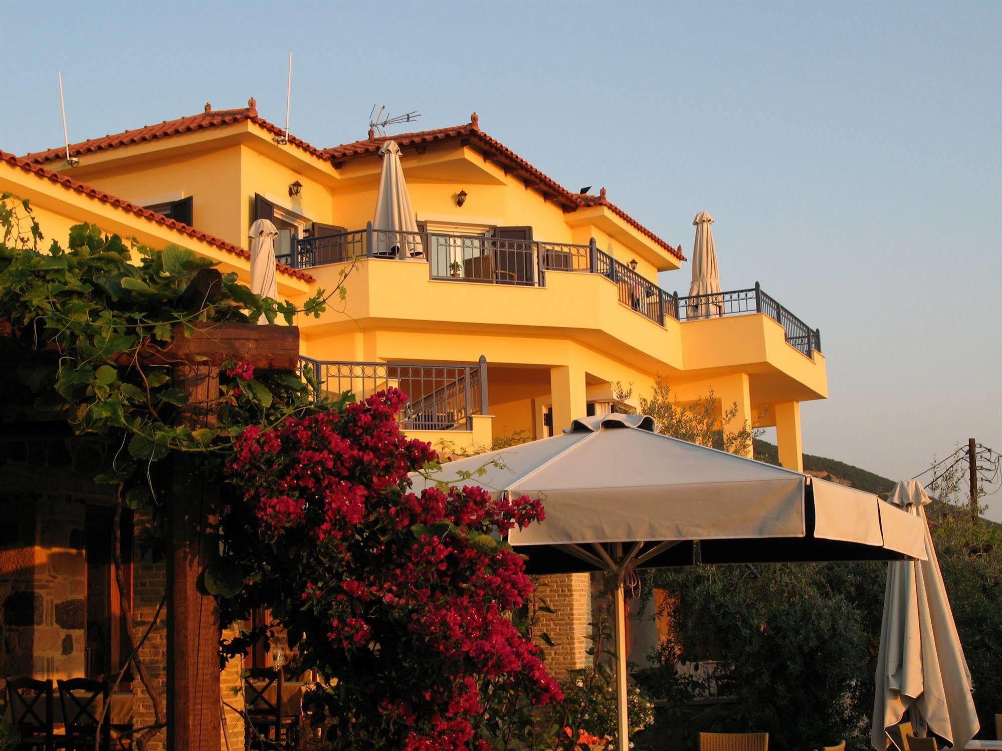 Angelica Villas Hotel Apartments Epidaurus Esterno foto