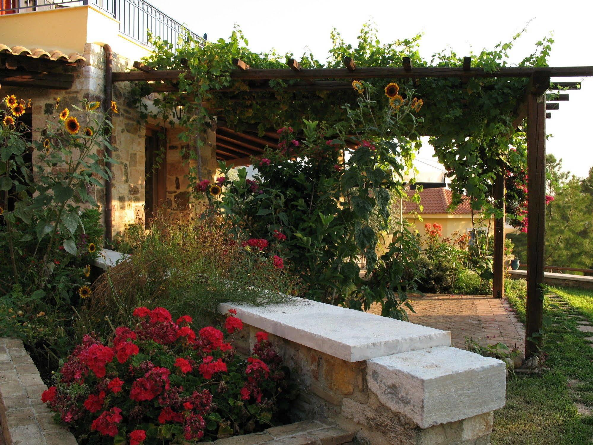 Angelica Villas Hotel Apartments Epidaurus Esterno foto